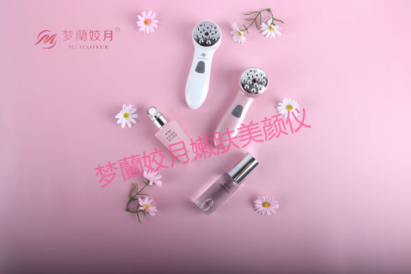 圖：夢(mèng)蘭姣月嫩膚美容儀
